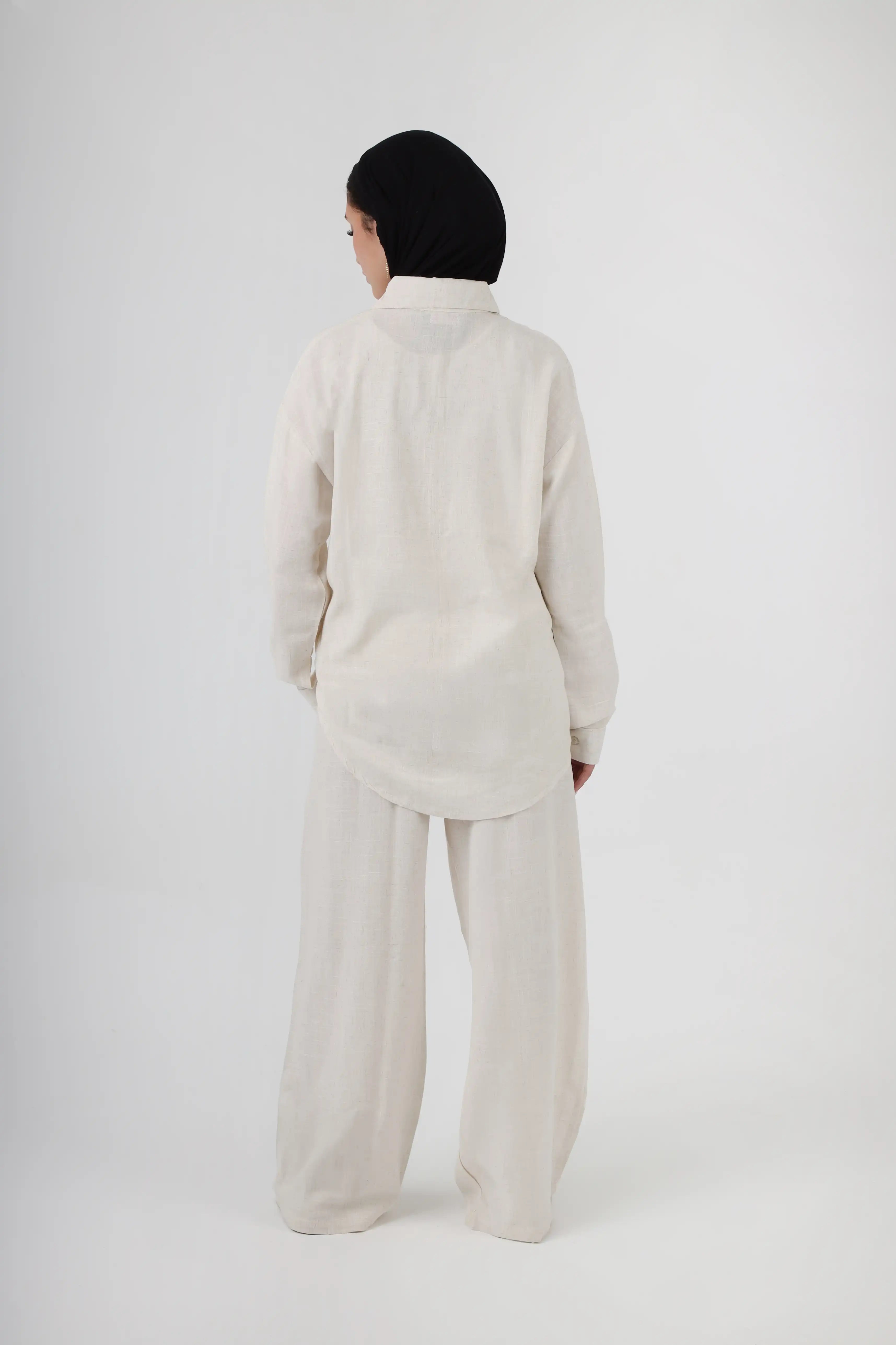 The Signature Linen Set